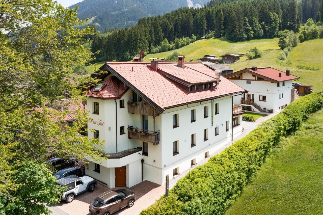 Haus Tirol Otel Brixen im Thale Dış mekan fotoğraf