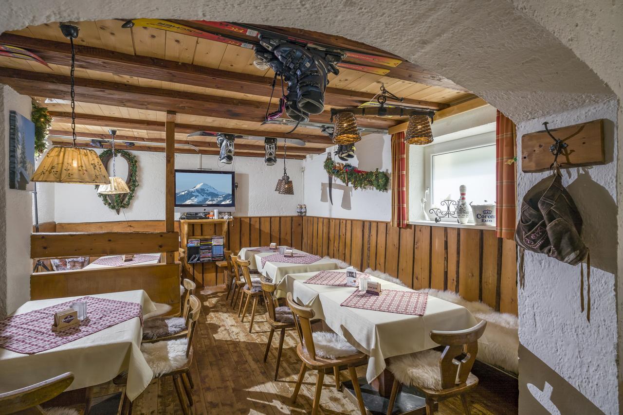 Haus Tirol Otel Brixen im Thale Dış mekan fotoğraf